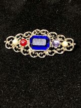 Vintage Silver Tone Faux Rhinestones Multicolored Blue Red White Brooch Pin - €9,46 EUR