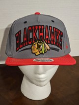 Zephyr Vintage Chicago Blackhawks Black/Red Arch Snapback Hat - £15.32 GBP