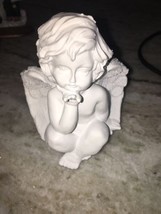 White Angel Figurine - $461.88 MXN