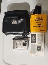 HP Photosmart 320 2.1 MP 4x Zoom Digital Camera W/ Case Cleaning Kit Sd ... - $18.81