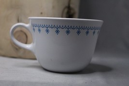 Corelle Corning Livingware Blue Garland Snowflake Coffee Tea Cup Mug - £3.79 GBP