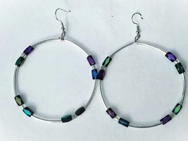 65mm Purple Iris Handmade Beaded Glass Silver Wire Hoop Earrings - €10,42 EUR