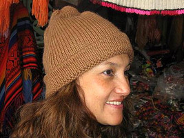 Brown Beanie hat made of alpaca wool, cap  - €20,99 EUR