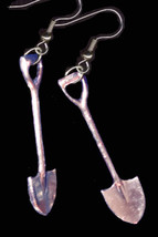 Shovel Earrings Vintage Spade Garden Tool Funky Novelty Jewelry - £5.44 GBP