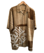 Southpole Y2K Spell-Out Wrap Around AOP Button Up Short Sleeve Beige Men... - $803.66 MXN