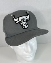 New Era NBA Chicago Bulls All Gray 59FIFTY Fitted Hat Cap 7 1/8 - £7.47 GBP