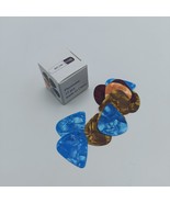 Plectrums Small, lightweight and easy to carry metal guitar plectrums, 1... - $14.99 CAD