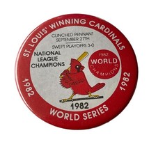 1982 ST LOUIS CARDINALS WORLD SERIES WORLD CHAMPIONSHIP PINBACK BUTTON 2... - $300.12 MXN