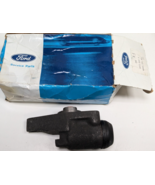 NOS OEM FORD Drum Brake Wheel Cylinder Part# D0TZ-2061-A - $34.64