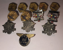 National Safety Council Vintage Lot Of 13 Screw Back &amp; Pin Lapel Pin Awards - £37.04 GBP