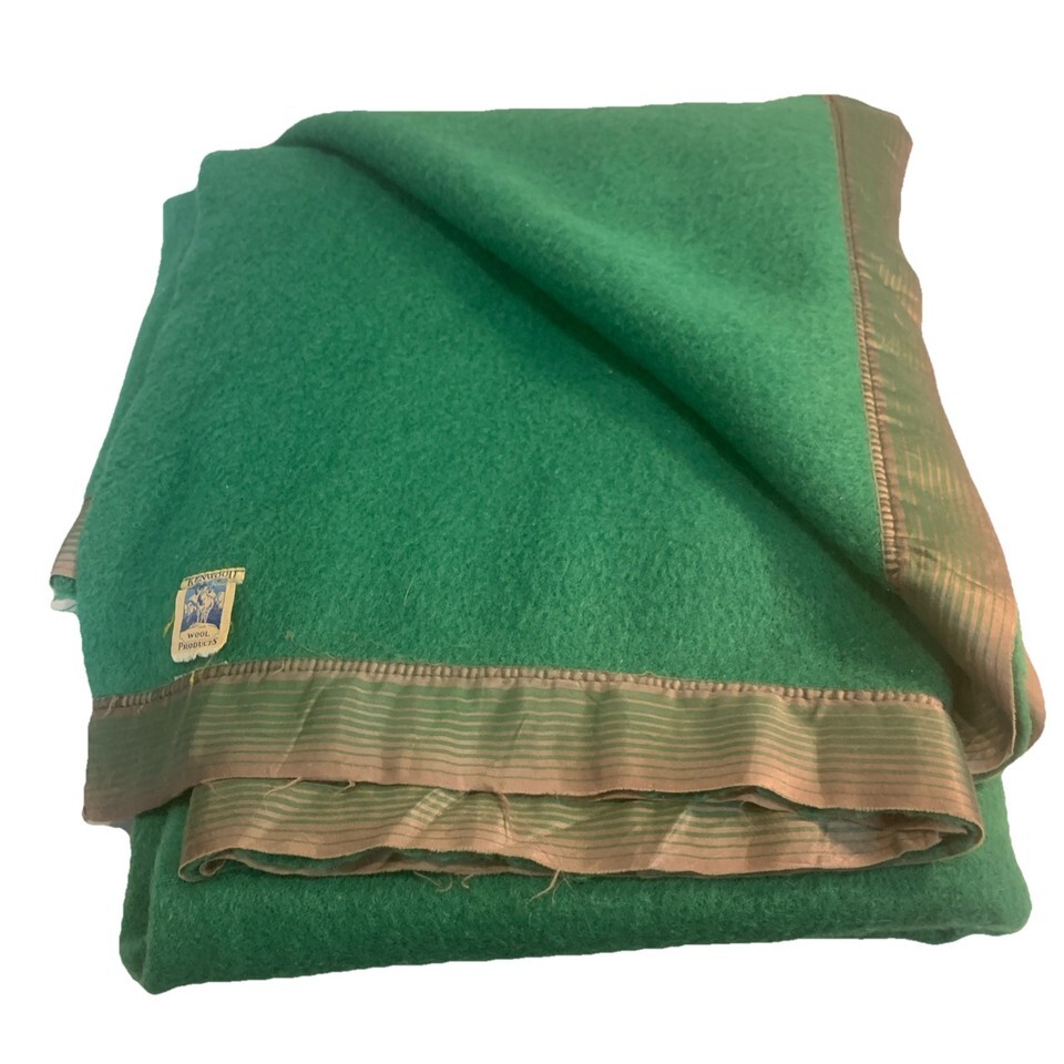 Vintage Kenwood Wool Blanket Green 67x87 Satin Trim 1950s USA Camp Cabin - $49.00 Vintage Kenwood Wool Blanket Green 67x87 Satin Trim 1950s USA Camp Cabin - $49.00