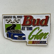 1997 Bud At The Glen Watkins Glen Speedway NY Racing NASCAR Enamel Lapel Hat Pin - £6.35 GBP