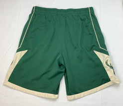 Milwaukee Bucks Shorts Authentic Team Issue Game Worn Donte DiVincenzo Nike NBA - £175.21 GBP