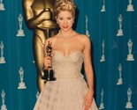 Mira Sorvino 8x10 photo Actress holding Award - $9.99