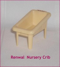 Renwal Cream Color Nursery Crib  Hard Plastic  Dollhouse Furniture - £8.38 GBP
