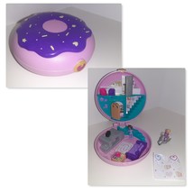 Polly Pocket Compact Donut Pajama Party 2 Dolls &amp; Vespa Pizza Scooter 2018 - £9.46 GBP