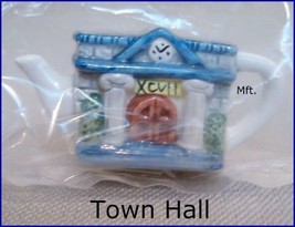 Red Rose  Tea  Mini-Teapot Town Hall  in  Package - £7.37 GBP