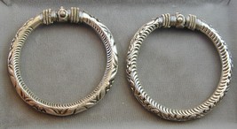 2 Ornate Silver Metal Stamped Tubular Bangle Bracelets They Open - £23.42 GBP