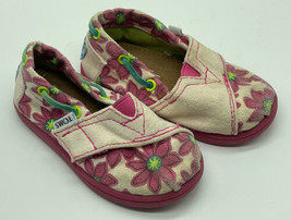 Pink floral TOMS size 5T Shoes - £8.67 GBP