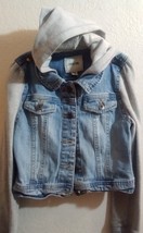 Child Jean Hooded Jacket - $133.25 MXN