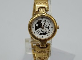 Lorus Mickey Mouse Orologio Analogico - £32.41 GBP