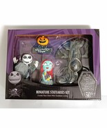 The Nightmare Before Christmas 30th Anniversary Haloween Town Mini Statu... - $432.59 MXN