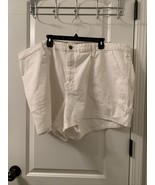 Universal Thread Women&#39;s Plus White Jean Shorts Zip &amp; Button Pockets Siz... - £26.47 GBP