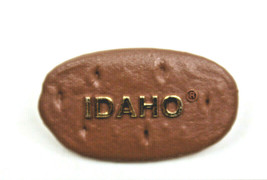 Idaho State ID Plastic Potato Collectible Pin Pinback Travel Souvenir Vintage - £10.87 GBP