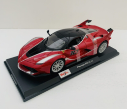 Maisto Ferrari FXX K 1:18 Diecast Red Car Figure - £45.41 GBP