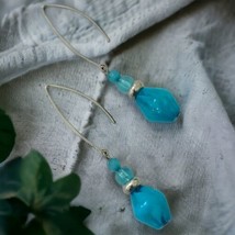 Aqua Bead Earrings Dangle Drop Ocean Beach Turquoise Silver Tone French Wire  - $16.82