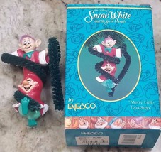 Enesco &quot;Merry Little Two-Step&quot; Snow White &amp; The Seven Dwarfs Christmas Ornament - £8.44 GBP
