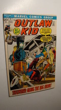 Outlaw Kid 11 Solid Marvel Western Kid Colt Rawhide TWO-GUN Kid 1971 - $7.00