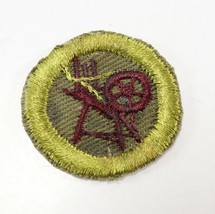 Vintage 1911-1960 Type ? Boy Scout BSA &quot; TEXTILES &quot; Merit Badge Patch - £9.19 GBP