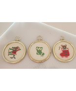 VTG Cross Stitch Embroidery Round Framed Christmas Ornaments Set of 3 Mo... - $20.00