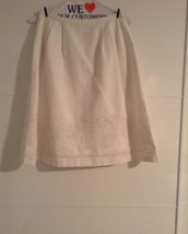 Lilly Pulitzer White A Line Skirt Embroidered Embroidery Size 0 Linen EUC - $25.00