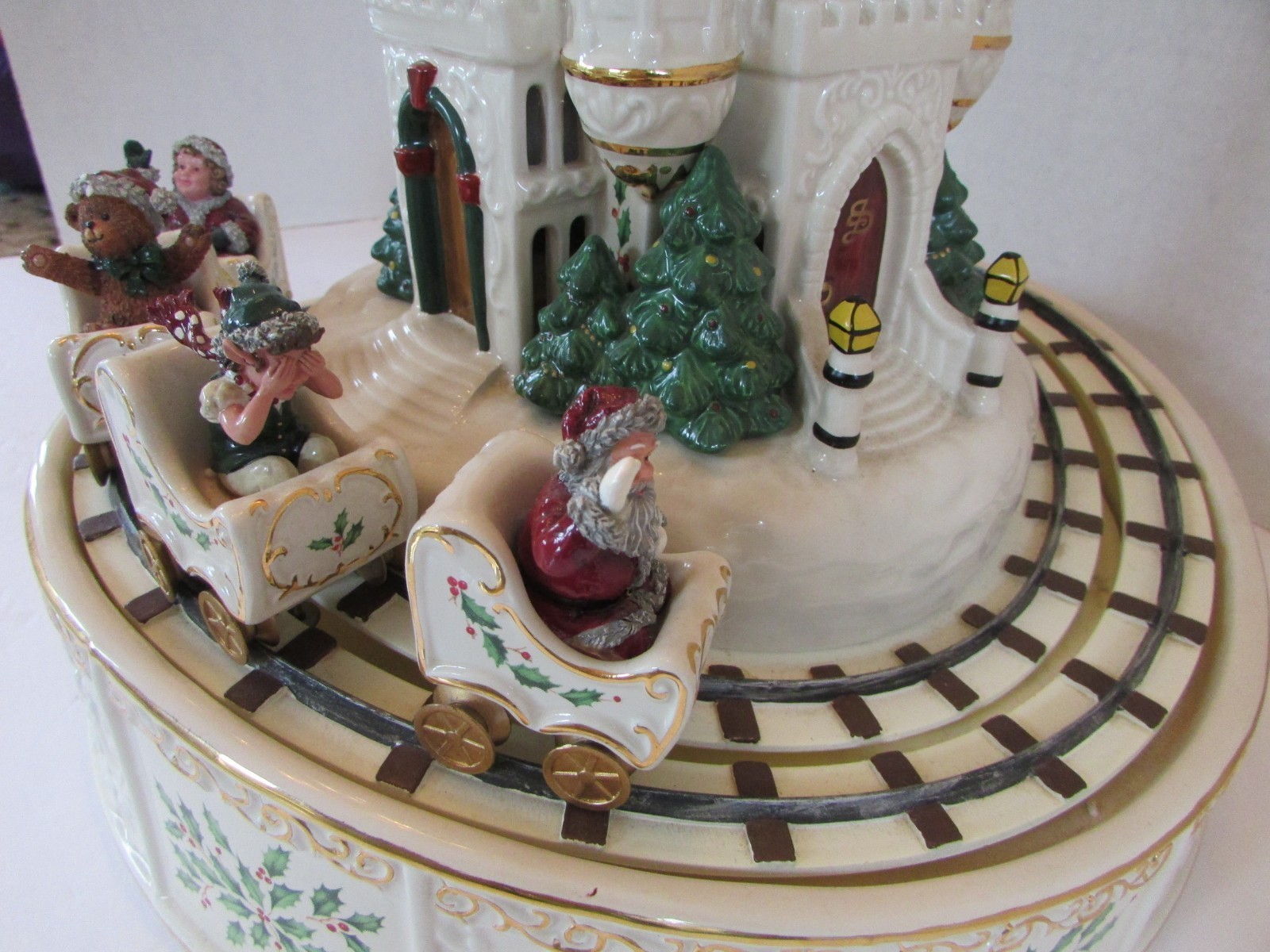 Lenox Holiday Musical  Roller Coaster Animated Tabletop Decor Item image 8