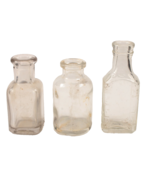 3 Small Vintage Bottles Clear Glass 3 Inches - €6,99 EUR