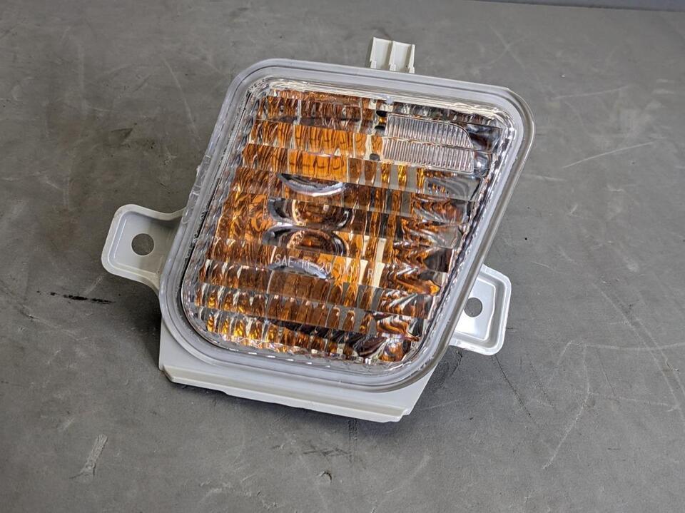 OEM 2021-2022 Honda Odyssey RH Front Right Passenger Side Turn Signal Li... - $49.49