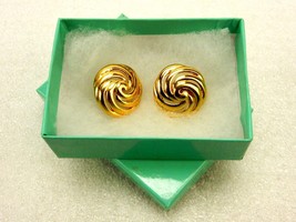 Napier Gold Tone Spiral Earrings, Screw Back, Vintage Fashion Jewelry, JWL-141 - £7.75 GBP