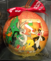 Matrix Christmas Ornament 1995 Looney Tunes Bugs Daffy Sylvester Tweety Boxed - £5.58 GBP