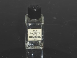 Chanel No 5 Miniature Bottle 1.5&quot; Tall - £15.27 GBP