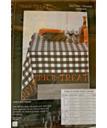 Halloween Table Cloth Decoration Oblong 60 x 104 Trick or Treat Benson M... - $10.86