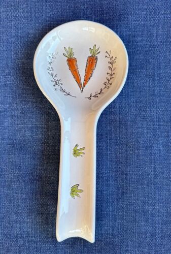 Primary image for New Potters Studio Stoneware Embossed Carrots Easter Kitchen Spoon Rest 10.5”