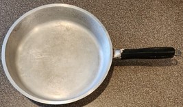 One (1) ~ Marcrest ~ 10.5&quot; Diameter ~ Cast Aluminum ~ Hammered Skillet/F... - $112.07 CAD