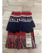 New England Scarf And Gloves Set Chocklids w/ Smart Phone Fingertips - $19.79