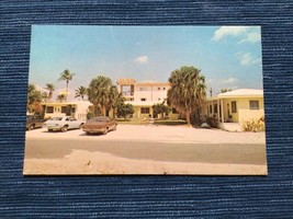 Vintage Postcard Unused Silver Sands Motel Lake Worth Florida Ford PInto... - £3.90 GBP