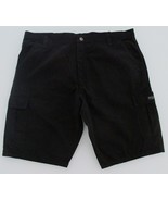 Wrangler (NWT) Men&#39;s Cargo Shorts Size 42  (Loose Fit) - $30.15 CAD