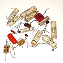 21 Vintage Capacitors Nos And Used / Vintage Capacitor Lot - £9.46 GBP