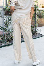 Khaki Stripe Print Wide Leg Drawstring Elastic Waistband Pants - $347.52 MXN