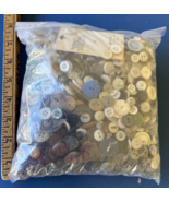 Large 3 Lb Lot Of Vintage Buttons - €41,93 EUR